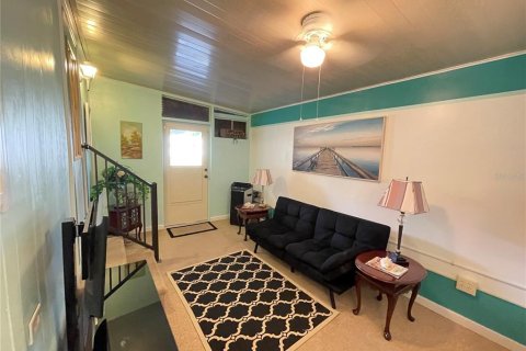 Apartment in Lady Lake, Florida 2 bedrooms, 96.62 sq.m. № 1626033 - photo 4