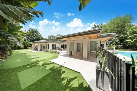 Villa ou maison à louer à Coral Gables, Floride: 5 chambres, 471.48 m2 № 2006261 - photo 27