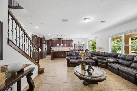Купить виллу или дом в Киссимми, Флорида 7 комнат, 325.99м2, № 2352489 - фото 16