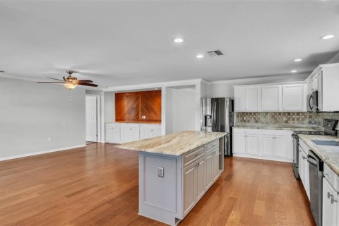 Casa en venta en Lakeland, Florida, 3 dormitorios, 187.76 m2 № 1807993 - foto 13