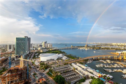 Copropriété à vendre à Miami, Floride: 2 chambres, 120.12 m2 № 1966844 - photo 3