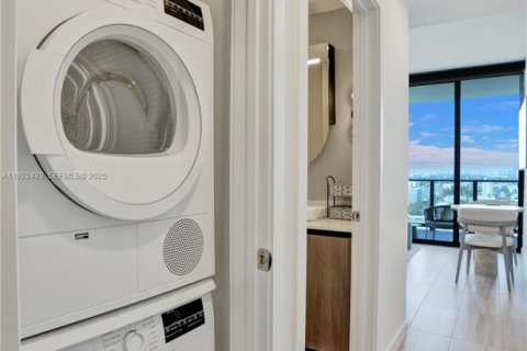 Купить кондоминиум в Майами-Бич, Флорида 1 спальня, № 1976457 - фото 11