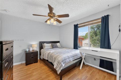 Купить виллу или дом в Мирамар, Флорида 5 спален, 232.91м2, № 2043414 - фото 21