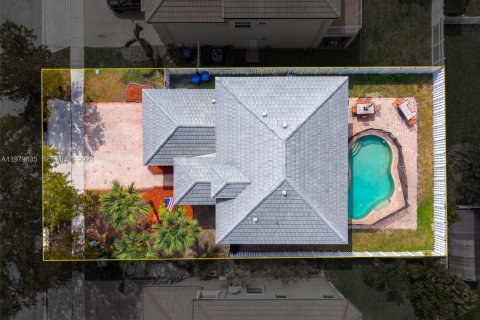 Купить виллу или дом в Мирамар, Флорида 5 спален, 232.91м2, № 2043414 - фото 3