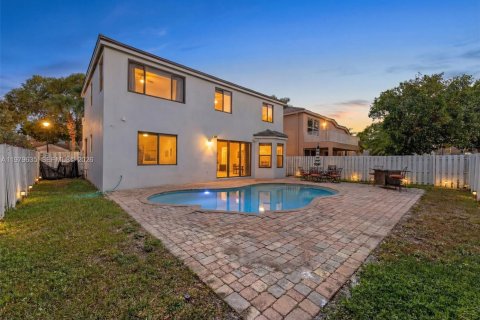 Купить виллу или дом в Мирамар, Флорида 5 спален, 232.91м2, № 2043414 - фото 8