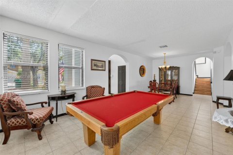 Купить виллу или дом в Мирамар, Флорида 5 спален, 232.91м2, № 2043414 - фото 12