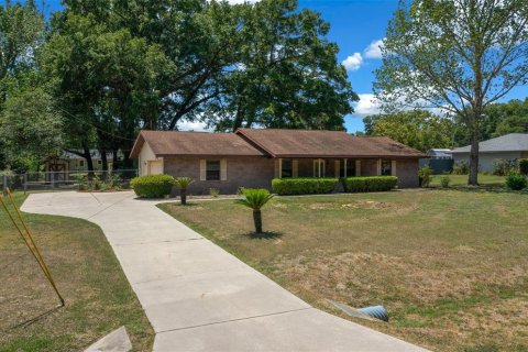 House in Ocala, Florida 3 bedrooms, 134.8 sq.m. № 1843325 - photo 8