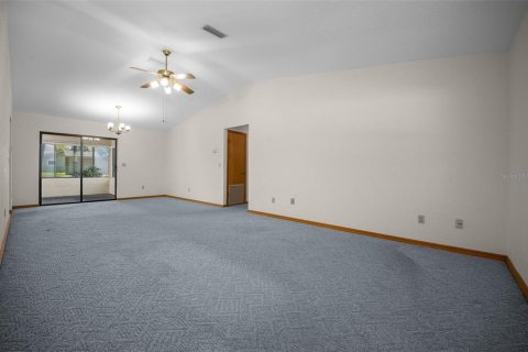 House in Ocala, Florida 3 bedrooms, 134.8 sq.m. № 1843325 - photo 13