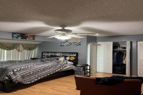 Touwnhouse à louer à Plantation, Floride: 5 chambres, 193.24 m2 № 2193645 - photo 15