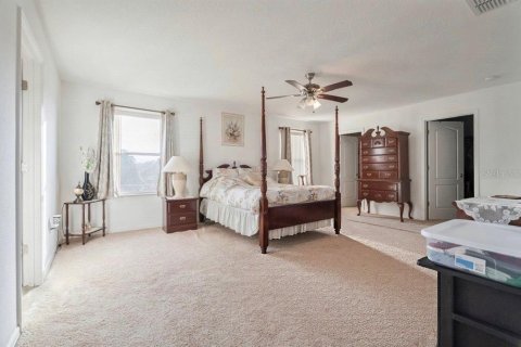 House in Orlando, Florida 5 bedrooms, 287.25 sq.m. № 2396221 - photo 19