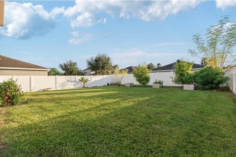 House in Orlando, Florida 5 bedrooms, 287.25 sq.m. № 2396221 - photo 30