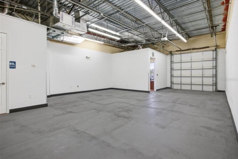 Immobilier commercial à louer à Sarasota, Floride: 86.96 m2 № 2425949 - photo 8
