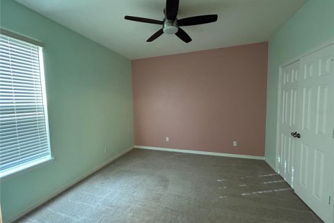 House in Orlando, Florida 4 bedrooms, 255.76 sq.m. № 2427067 - photo 12