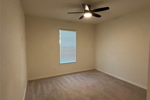 House in Orlando, Florida 4 bedrooms, 255.76 sq.m. № 2427067 - photo 9