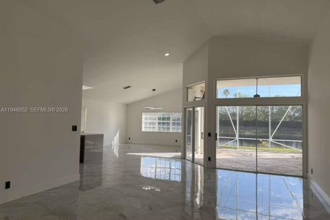Casa en alquiler en Weston, Florida, 4 dormitorios, 215.72 m2 № 2004721 - foto 5