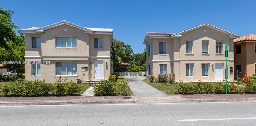 Apartamento en Coral Gables, Florida 3 dormitorios, 148.64 m2 № 2050410