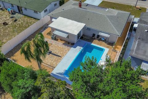 Купить виллу или дом в Нью-Порт-Ричи, Флорида 5 комнат, 126.35м2, № 2142162 - фото 18