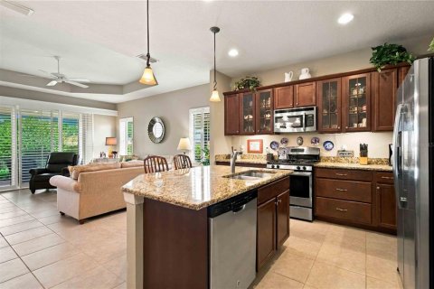 Villa ou maison à vendre à Bradenton, Floride: 2 chambres, 142.14 m2 № 2425503 - photo 8