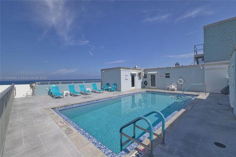 Copropriété à vendre à Hollywood, Floride: 1 chambre, 76.18 m2 № 2017374 - photo 28