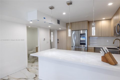 Copropriété à vendre à Hollywood, Floride: 1 chambre, 76.18 m2 № 2017374 - photo 9