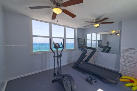 Copropriété à vendre à Hollywood, Floride: 1 chambre, 76.18 m2 № 2017374 - photo 29