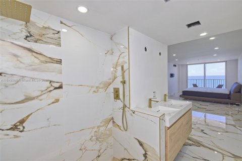 Copropriété à vendre à Hollywood, Floride: 1 chambre, 76.18 m2 № 2017374 - photo 23