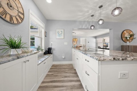 Villa ou maison à vendre à Saint Petersburg, Floride: 3 chambres, 141.3 m2 № 2416770 - photo 6