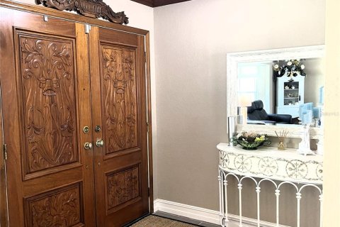 Casa en venta en Spring Hill, Florida, 3 dormitorios, 198.81 m2 № 1912534 - foto 5