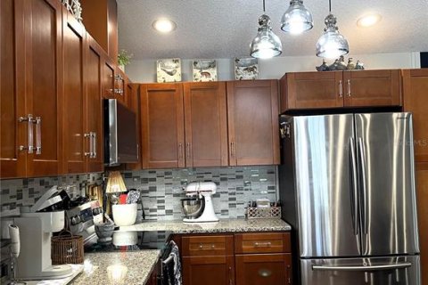 Casa en venta en Spring Hill, Florida, 3 dormitorios, 198.81 m2 № 1912534 - foto 18