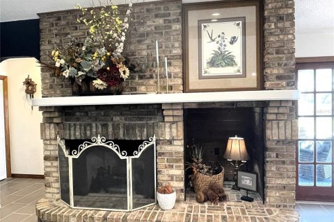 House in Spring Hill, Florida 3 bedrooms, 198.81 sq.m. № 1912534 - photo 8