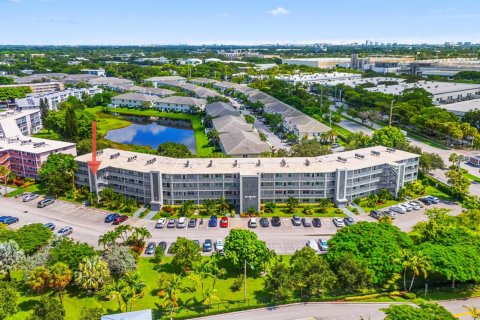 Condo in Deerfield Beach, Florida, 2 bedrooms  № 2368485 - photo 28