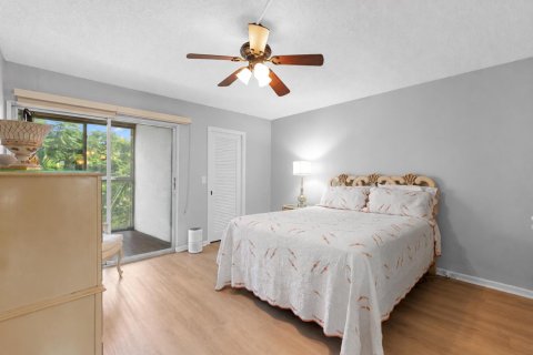 Condo in Deerfield Beach, Florida, 2 bedrooms  № 2368485 - photo 14