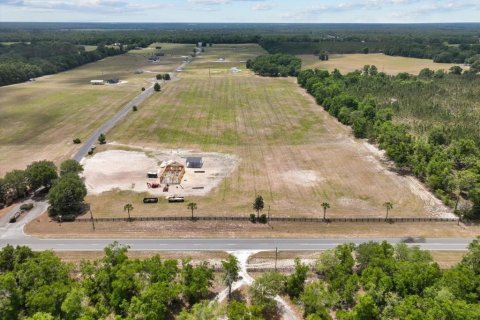 House in Bell, Florida 4 bedrooms, 184.32 sq.m. № 1675193 - photo 13
