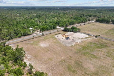 House in Bell, Florida 4 bedrooms, 184.32 sq.m. № 1675193 - photo 12