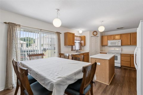 House in Kissimmee, Florida 4 bedrooms, 224.73 sq.m. № 2149518 - photo 10