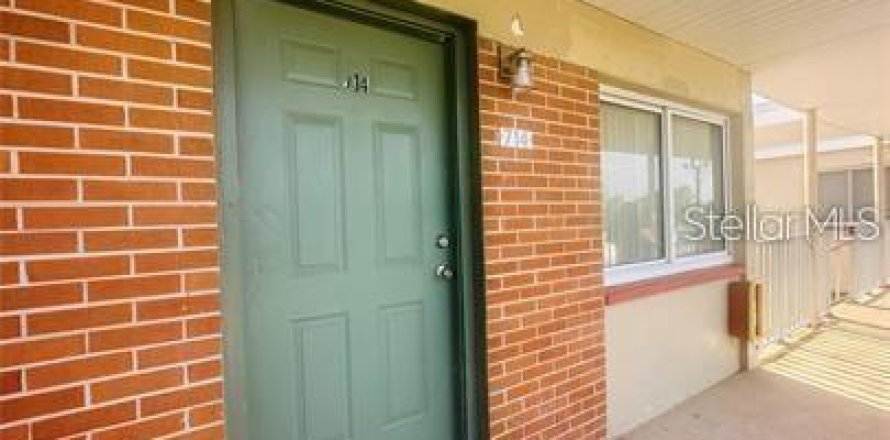 Condo in Cocoa, Florida, 1 bedroom  № 2234797