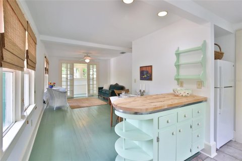 Villa ou maison à vendre à Sarasota, Floride: 3 chambres, 112.41 m2 № 2225364 - photo 15