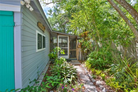 Villa ou maison à vendre à Sarasota, Floride: 3 chambres, 112.41 m2 № 2225364 - photo 28