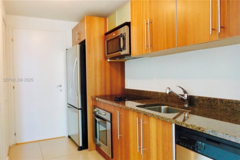 Condominio en alquiler en Miami, Florida, 1 dormitorio, 57.97 m2 № 2065462 - foto 18