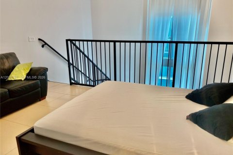 Condominio en alquiler en Miami, Florida, 1 dormitorio, 57.97 m2 № 2065462 - foto 7
