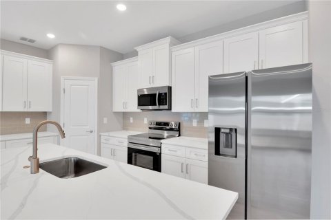 Casa en venta en Ocala, Florida, 4 dormitorios, 184.88 m2 № 1804114 - foto 19
