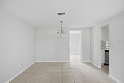Купить виллу или дом в Порт-Ричи, Флорида 8 комнат, 120.96м2, № 2104785 - фото 7