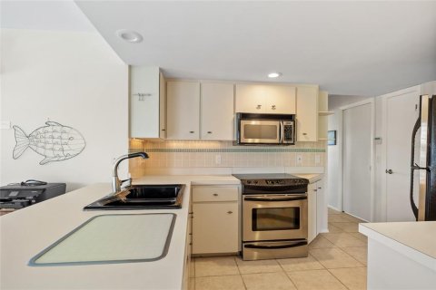 Casa en venta en Rotonda, Florida, 2 dormitorios, 126.16 m2 № 1721202 - foto 9