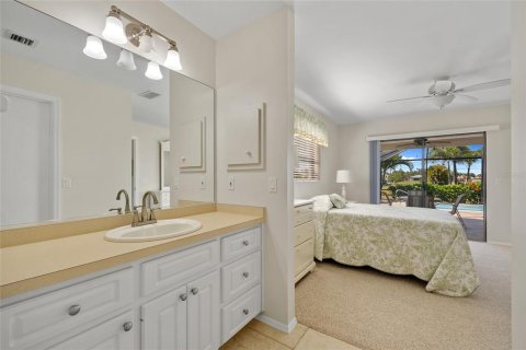 Casa en venta en Rotonda, Florida, 2 dormitorios, 126.16 m2 № 1721202 - foto 18