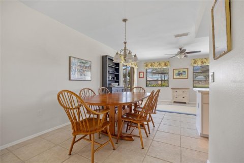 Casa en venta en Rotonda, Florida, 2 dormitorios, 126.16 m2 № 1721202 - foto 7