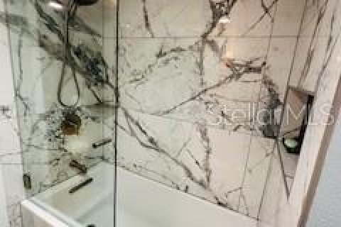 Townhouse in Tampa, Florida 2 bedrooms, 118.26 sq.m. № 1734766 - photo 19