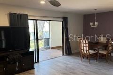 Townhouse in Tampa, Florida 2 bedrooms, 118.26 sq.m. № 1734766 - photo 13