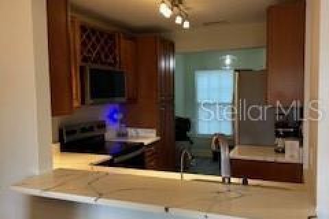 Townhouse in Tampa, Florida 2 bedrooms, 118.26 sq.m. № 1734766 - photo 6