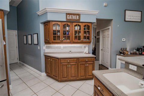 Casa en venta en Auburndale, Florida, 4 dormitorios, 257.53 m2 № 1526871 - foto 5
