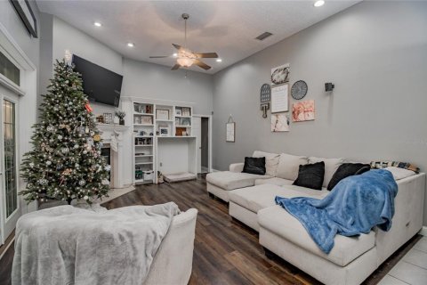 Casa en venta en Auburndale, Florida, 4 dormitorios, 257.53 m2 № 1526871 - foto 11